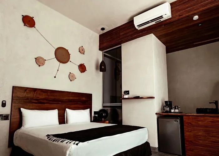 Prana Boutique Hotel 4*