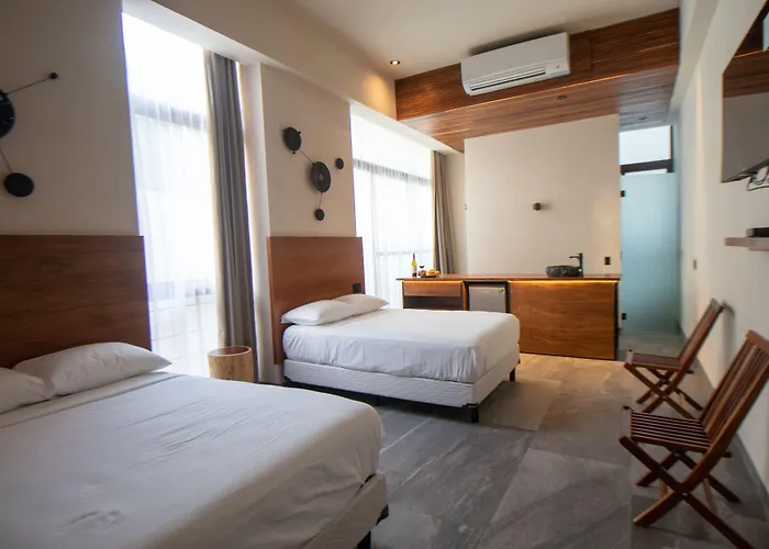 Prana Boutique 4*